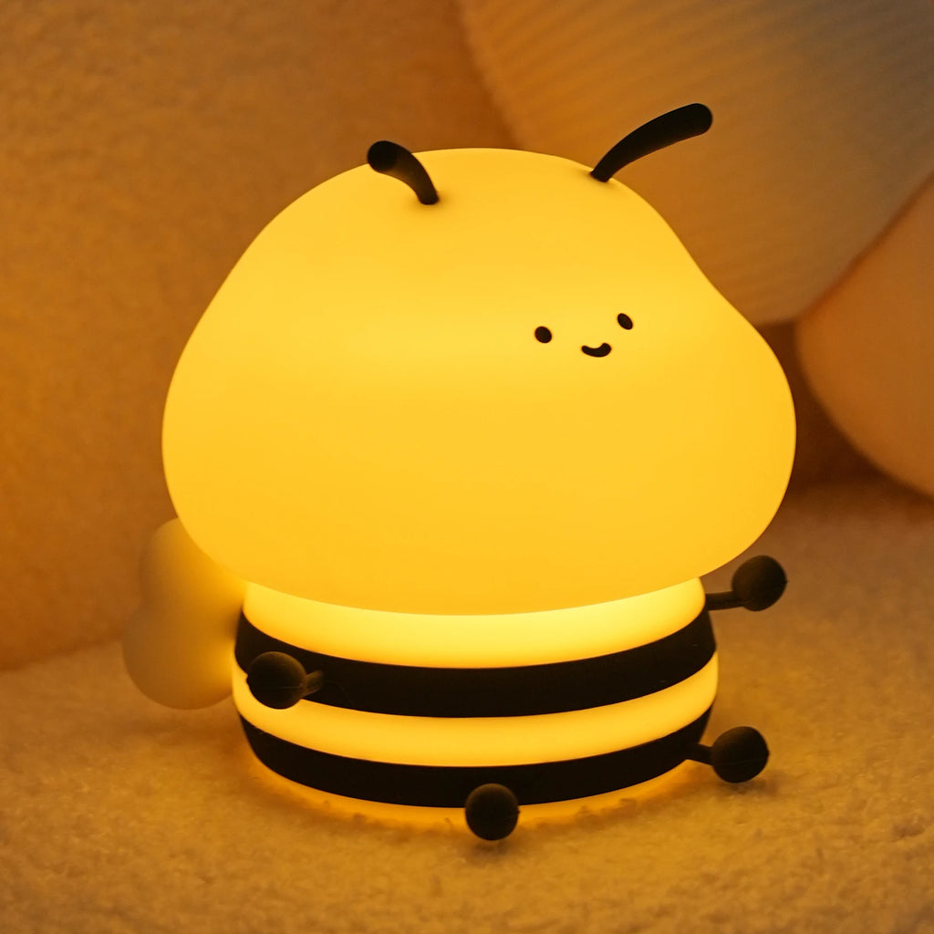 Long-Lasting Cute Bee LED Night Light | 120-Hour Battery, Silicone Touch Lamp for Kids & Décor